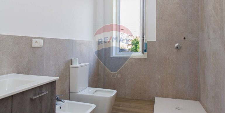 20250923104826-986432-17