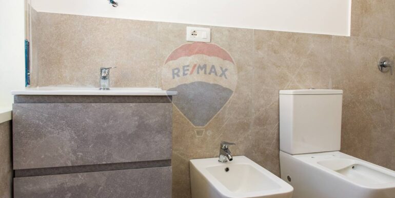 20250923104842-986432-21