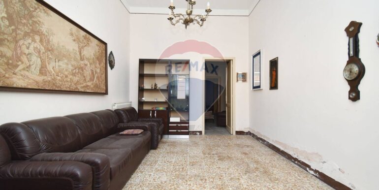 20250923120349-978939-4