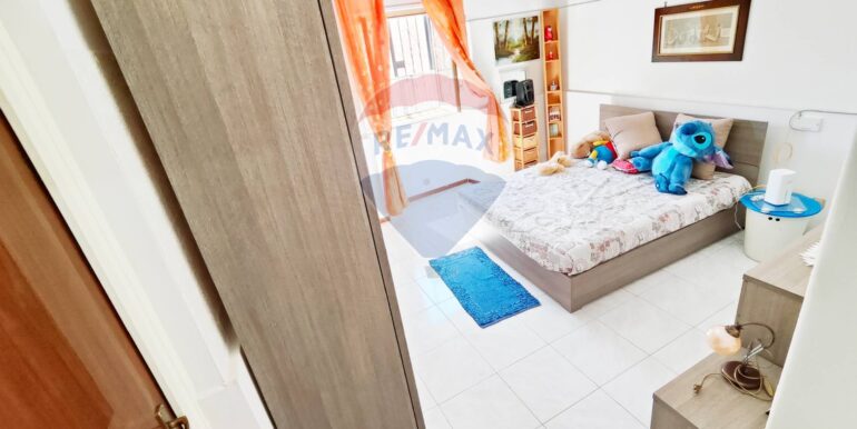 20250923172052-986573-3