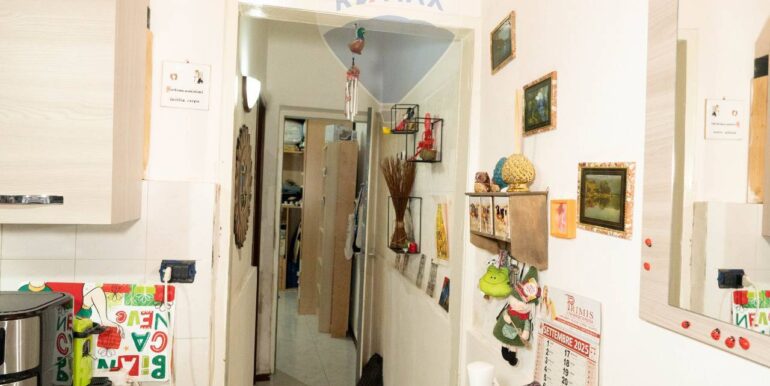 20250923172156-986573-19