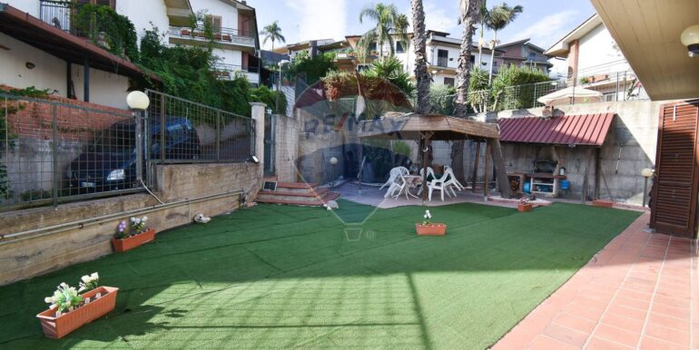 20250923175425-985852-5