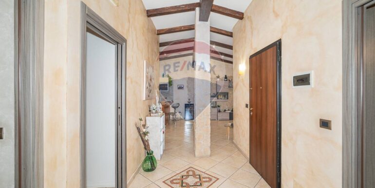 20250923185447-986618-4