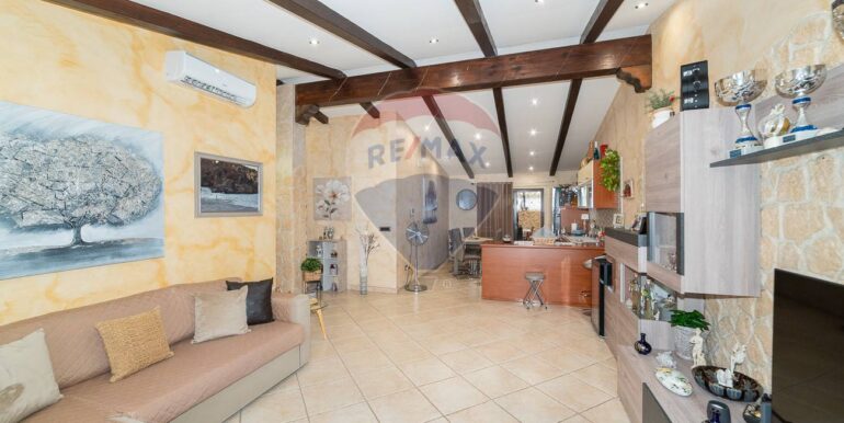 20250923185535-986618-17