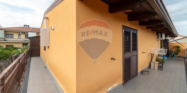 20250923185541-986618-19