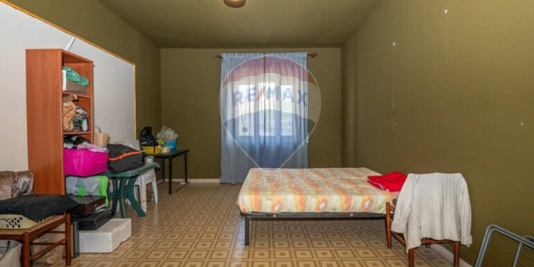 20250923194428-986636-16