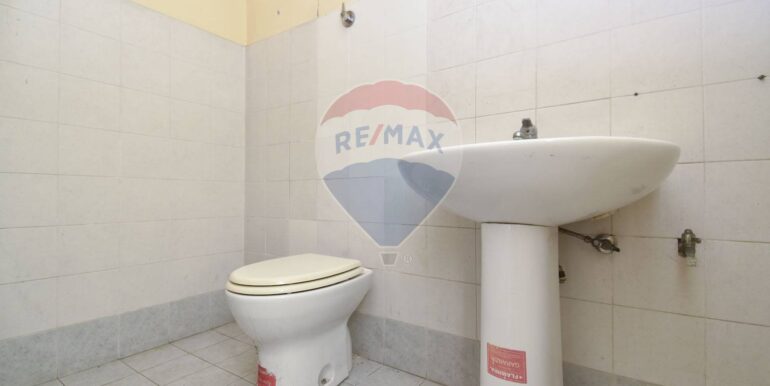 20250924120455-986952-18