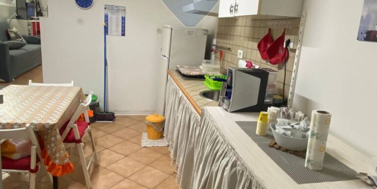 20250924165111-987069-6