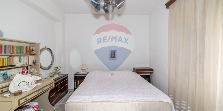 20250925133006-987662-18