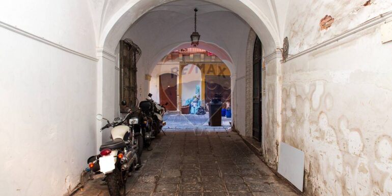 20250925182317-974558-42