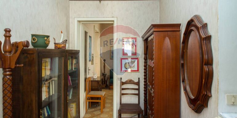 20250925182354-974558-49