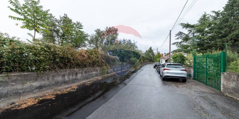 20250925224542-987796-6