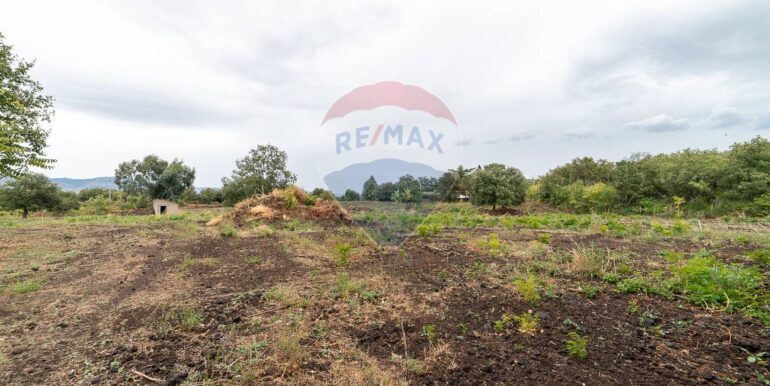 20250925224625-987796-15