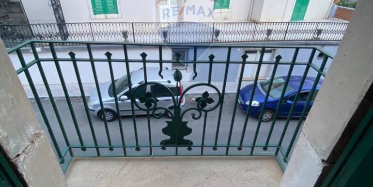 20250926120547-987851-10