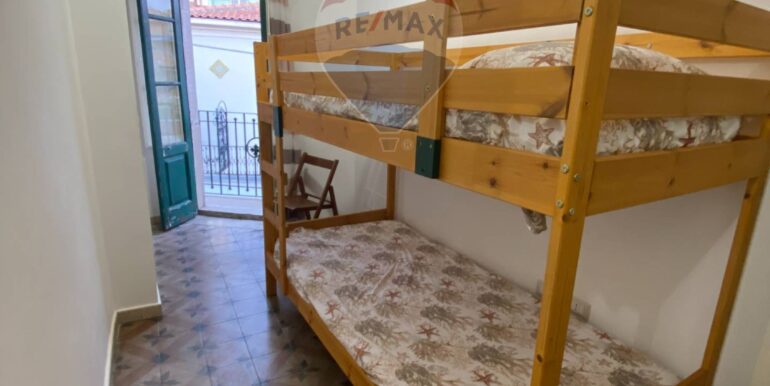 20250926120553-987851-12