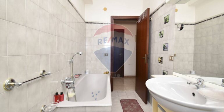 20250926181002-988762-5