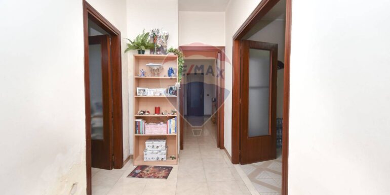 20250926181005-988762-26