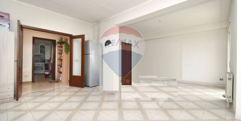 20250926181005-988762-29