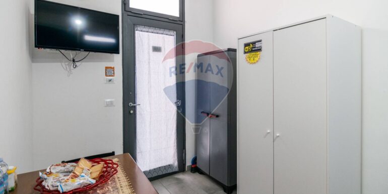 20250929111659-988910-8