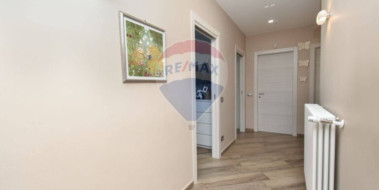 20250929120128-988932-26