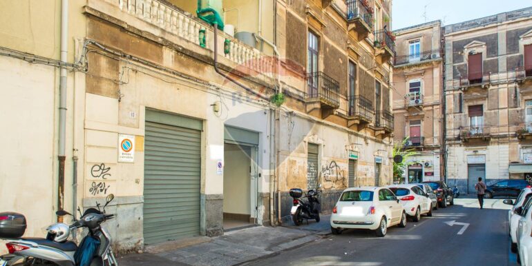 20250929122156-986646-19