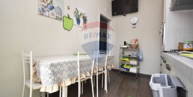 20250929124136-988968-18