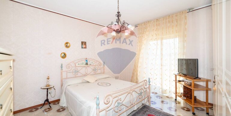 20250929151701-988984-16