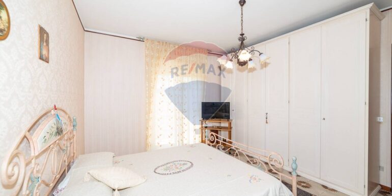 20250929151704-988984-17