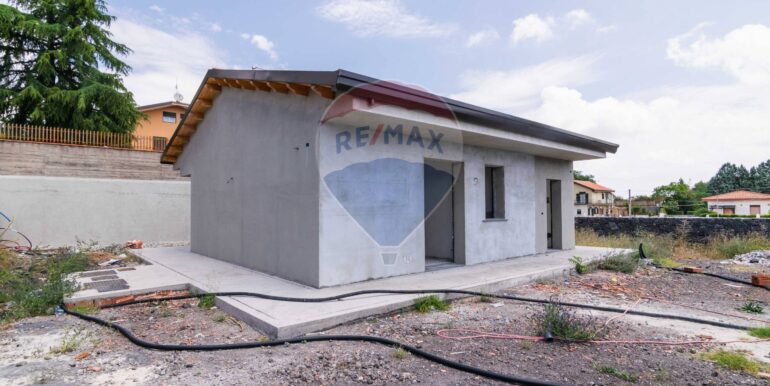 20250929180746-989085-26