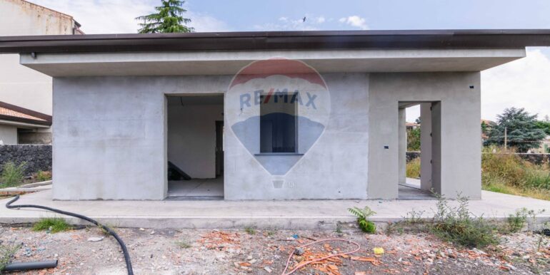 20250929180747-989085-27