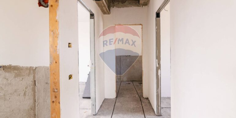 20250929180748-989085-31