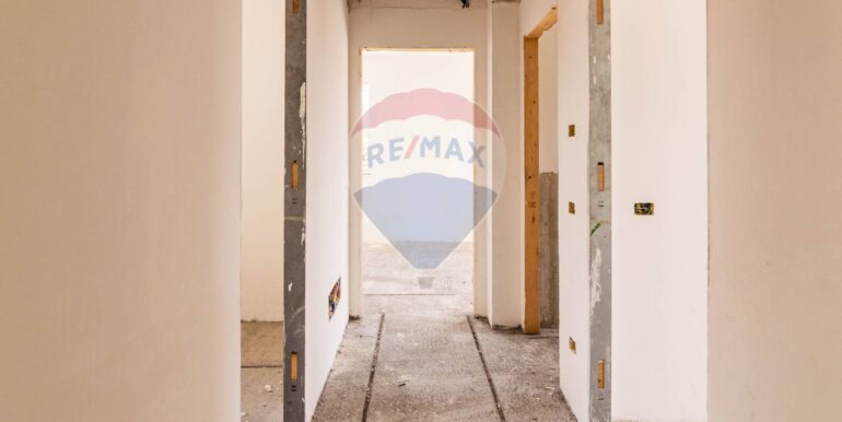 20250929180748-989085-36