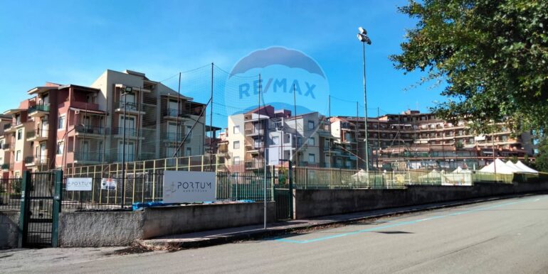 20250929185623-989098-7