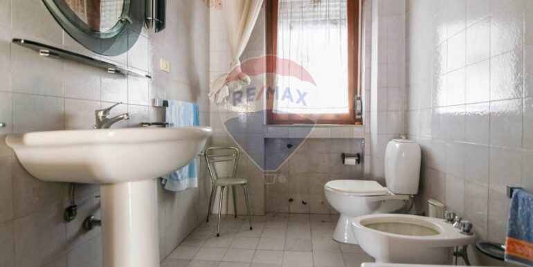 2025092981919-988869-21