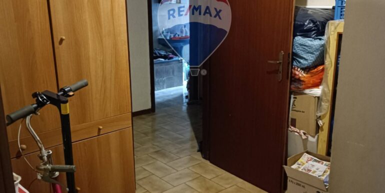 2025093004019-989403-5