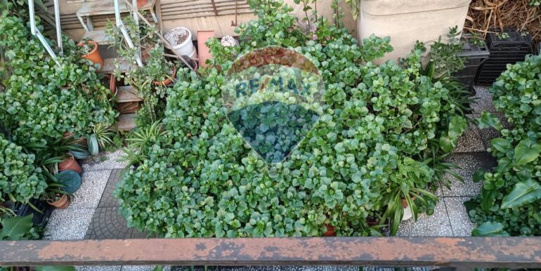 2025093004027-989403-8