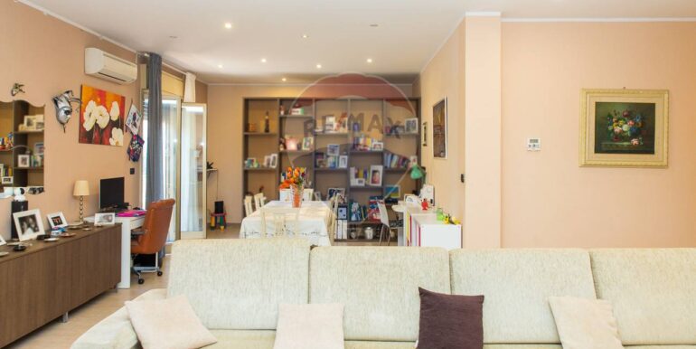 20250930174934-990733-10