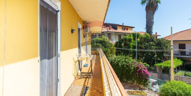 20250930175042-990733-25