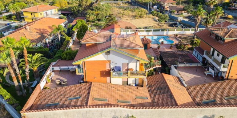 20250930195608-990785-5