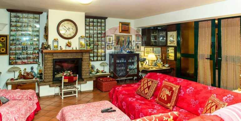 20250930195611-990785-17