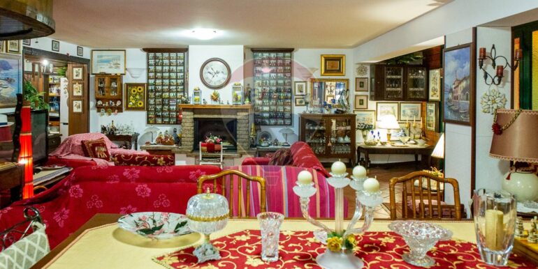 20250930195612-990785-22