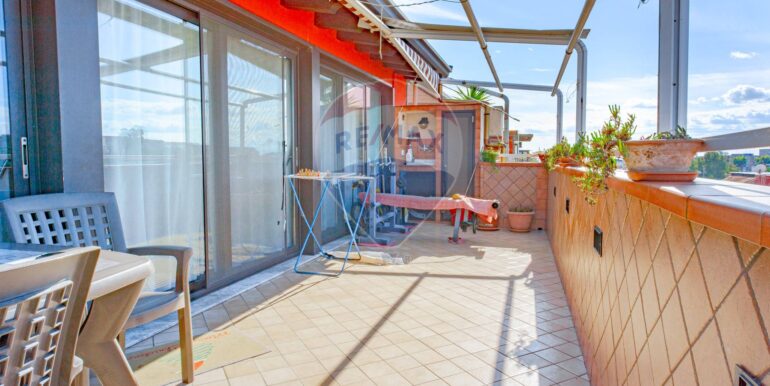 2025093091640-989413-27