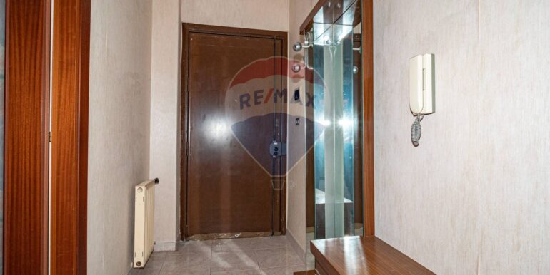 20251001114949-990861-0