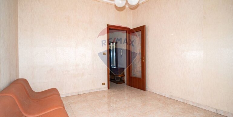 20251001114950-990861-3