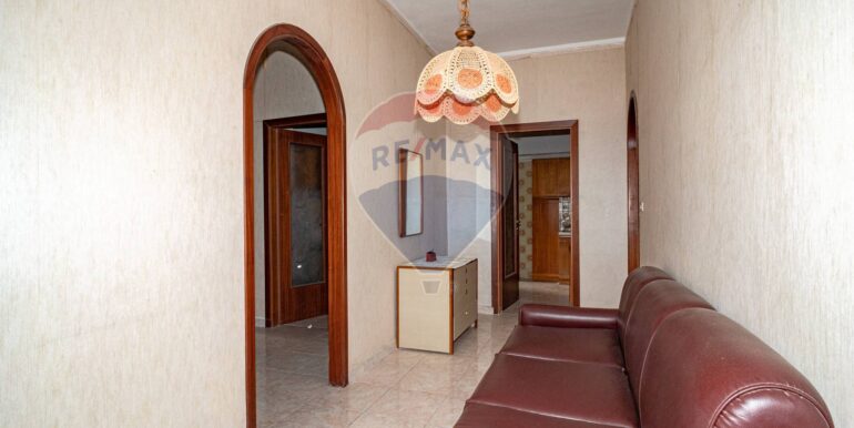 20251001114952-990861-8