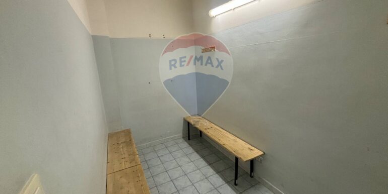 2025100172846-990801-10