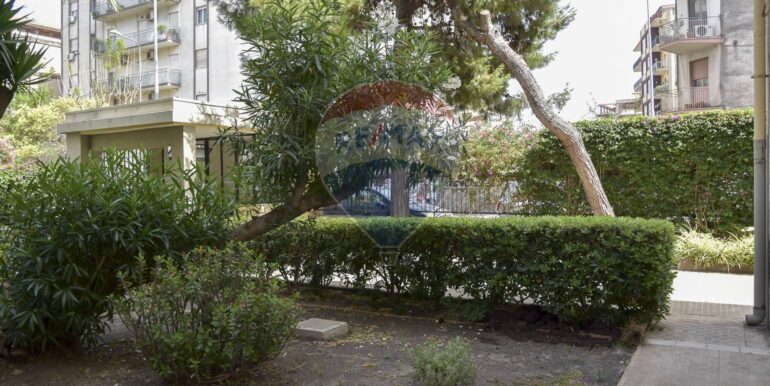 20251002104335-991120-2