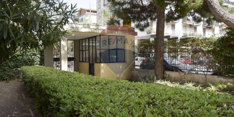 20251002104335-991120-3