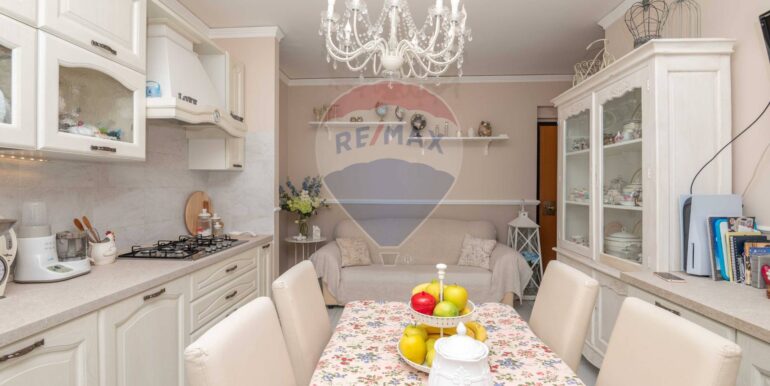 20251002104802-976152-2