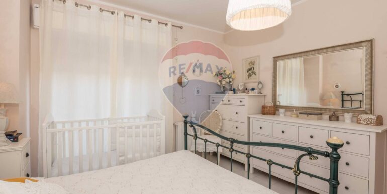 20251002104833-976152-10